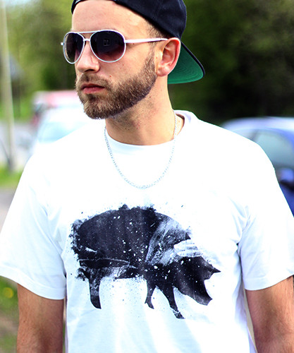 T-Shirt Brush Pig 2 T-Shirt Brush Pig 2
